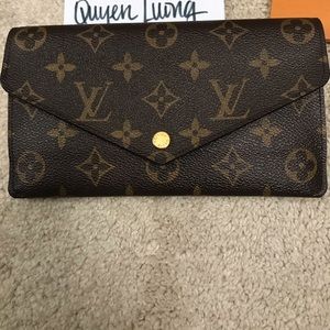 LV JEANNE WALLET